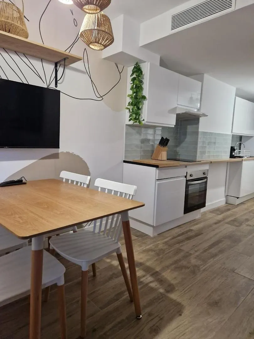 Apartament Convivial Et Coquet Au Coeur De Cannes